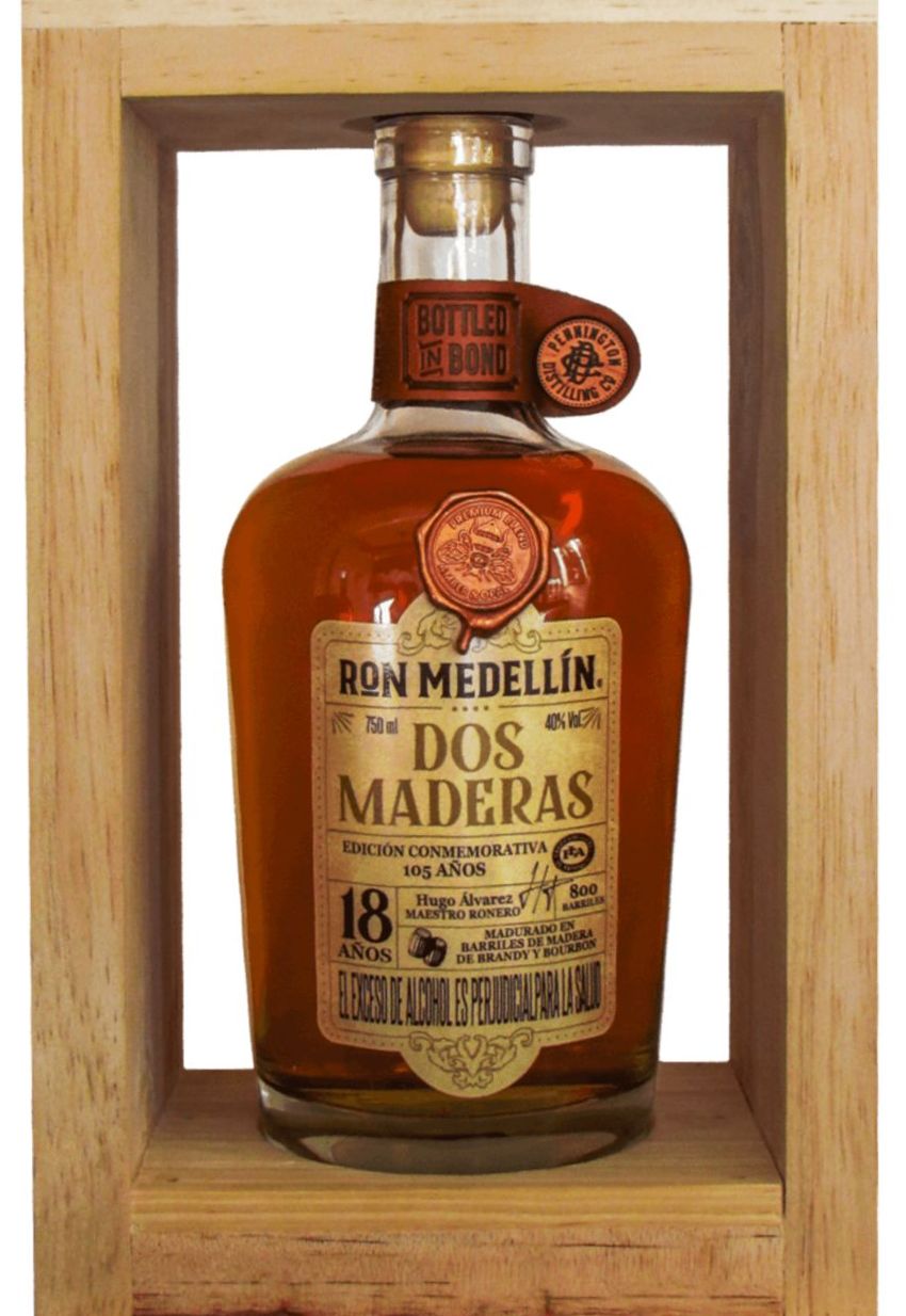 RON MEDELLIN DOS MADERAS 18 AÑOS BOTELLA